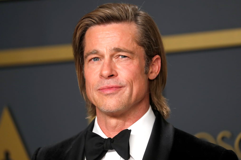Brad pitt succede a george clooney en tant qu'ambassadeur de de' longhi
