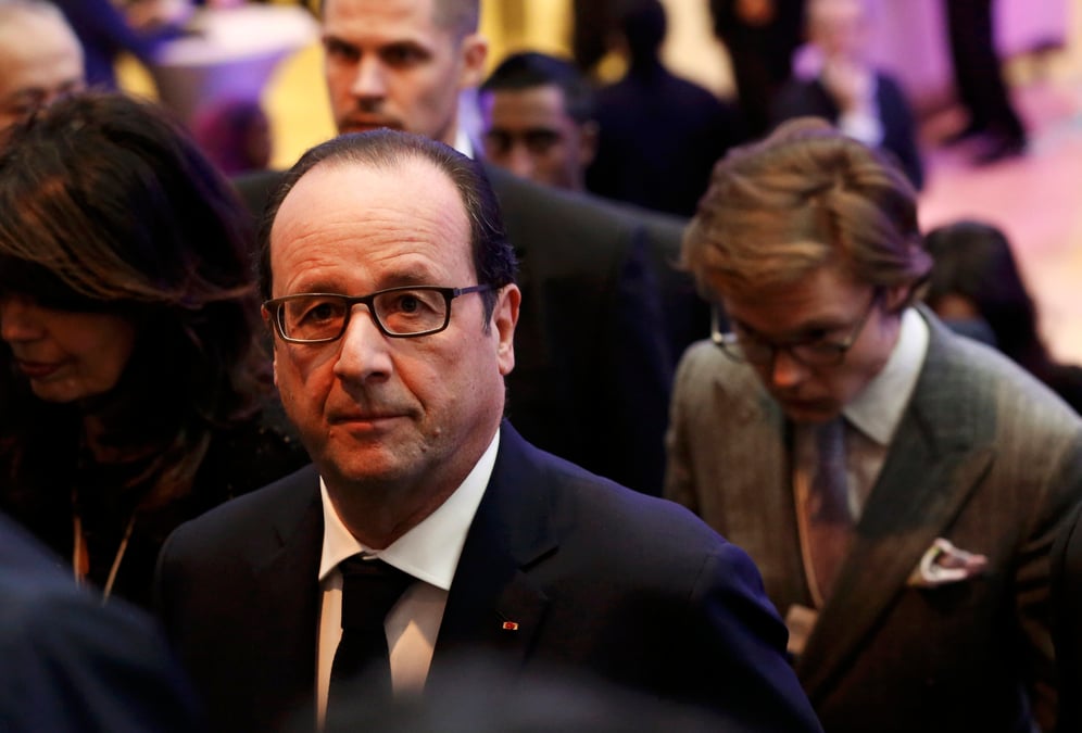 A son arrivee a davos, francois hollande appelle les entreprises a investir en france