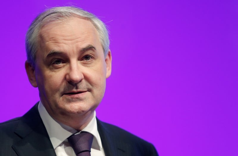 Francois perol relaxe a son proces pour prise illegale d'interets