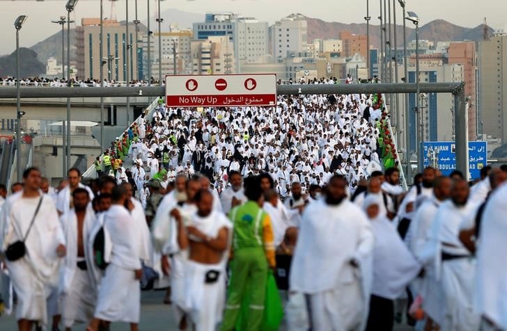 L'arabie saoudite rouvre sa frontiere avec le qatar pour le hadj
