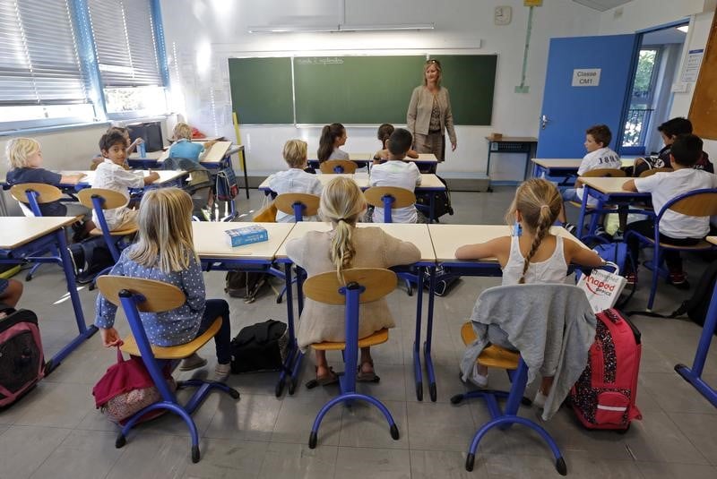 La france progresse dans la lutte contre le decrochage scolaire