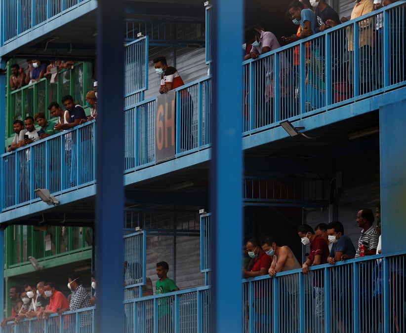 Singapour enregistre 596 nouveaux cas de coronavirus