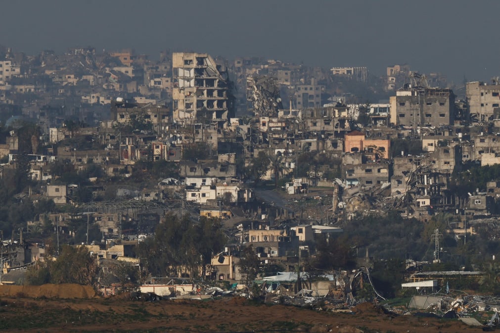 Des batiments endommages a gaza
