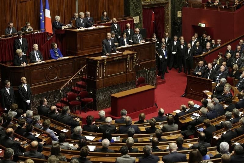 Le gouvernement definit le perimetre de projet de reforme constitutionnelle