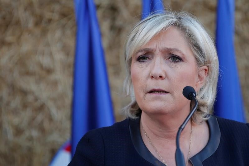 Le pen juge son scenario de croissance tres raisonnable