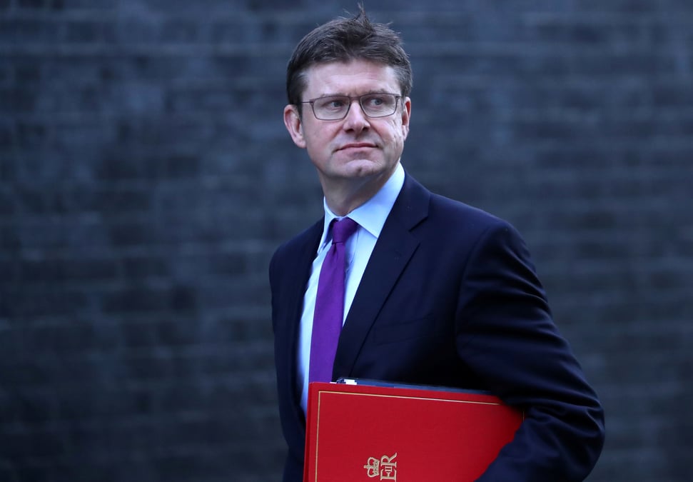 Brexit: un second referendum ne ferait qu'accroitre l'incertitude, dit clark