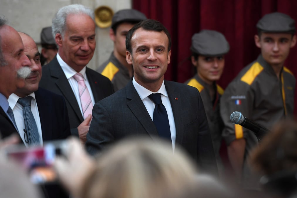 Macron "heureux et satisfait" de l'accord politique en allemagne