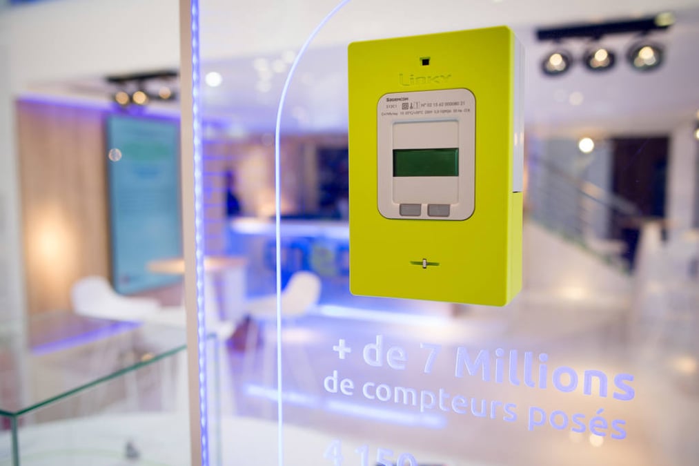 Enedis et La Poste s'associent pour de nouveaux services connectés à la maison