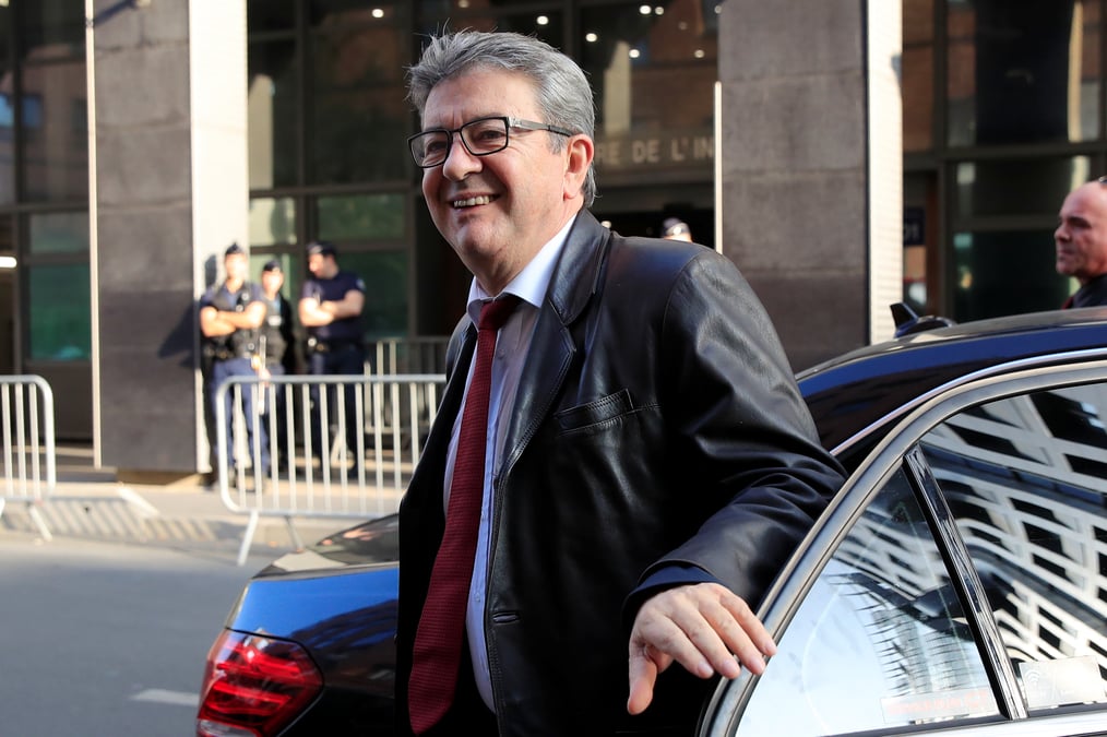 Apres la sortie de melenchon sur l'accent, larem propose une loi