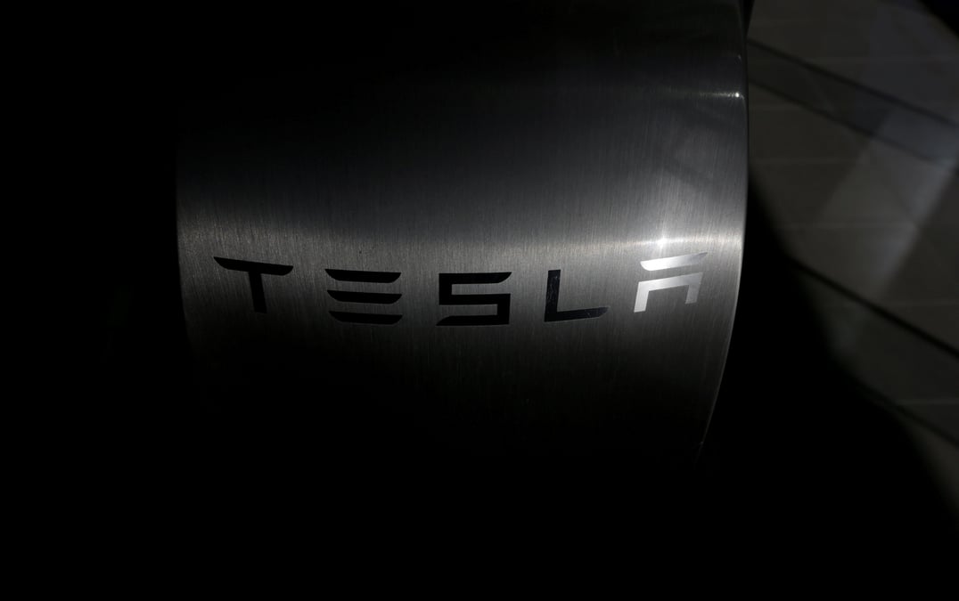 Tesla va tester la conduite autonome sur les camions
