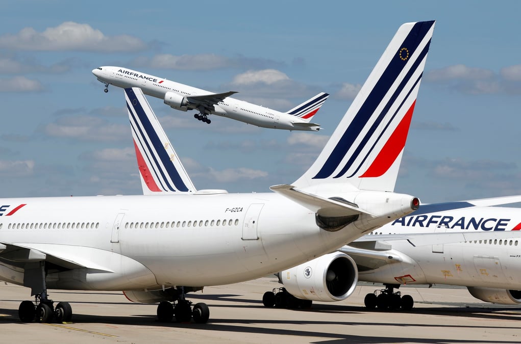 Air france s'est engagee a reduire de 50% ses emissions de co2, annonce borne