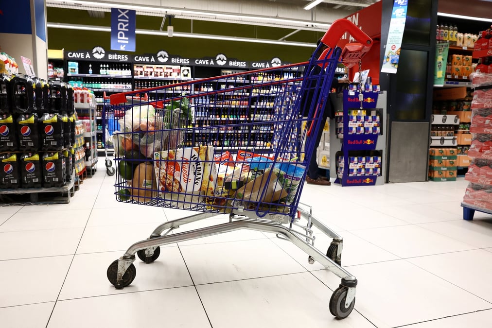Un hypermarche carrefour a paris