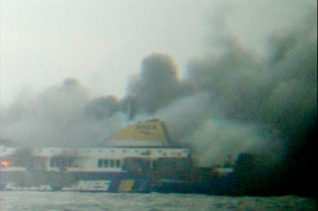 Un ferry italien en perdition au large de la grece