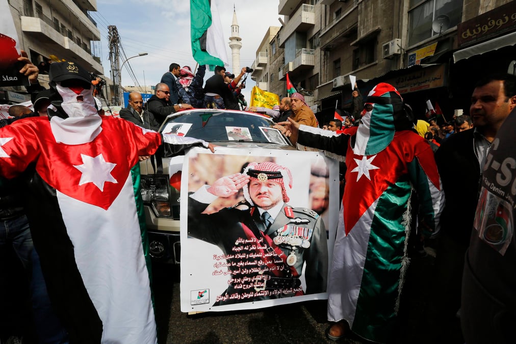 Manifestation en jordanie pour soutenir lees raids contre l'etat islamique