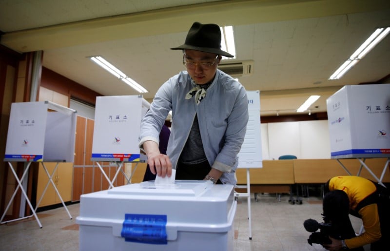 Les sud-coreens aux urnes pour tourner la page park geun-hye