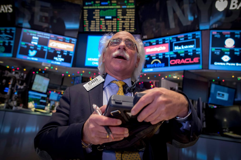 Wall street ouvre sur une note hesitante
