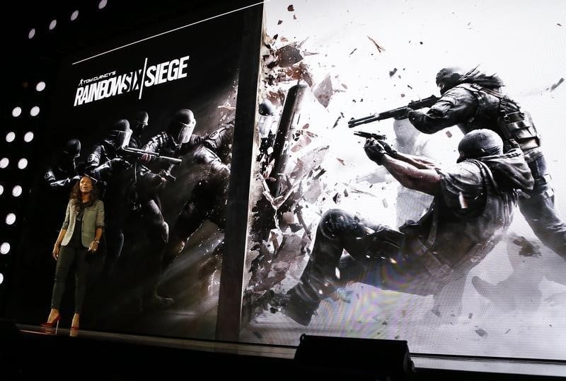 La sortie du jeu "rainbow six siege" d'ubisoft reportee a decembre