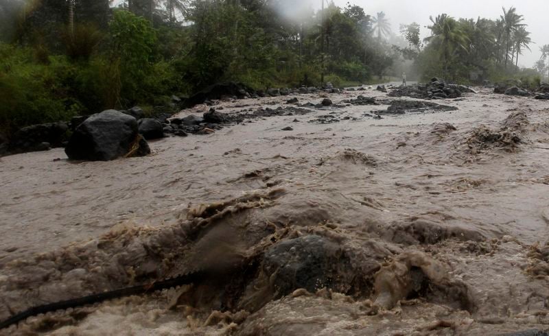 Le typhon Hagupit balaye les Philippines, un million d'évacués