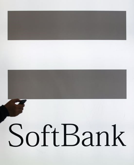 Softbank negocie un investissement de 10 milliards de dollars dans swiss re