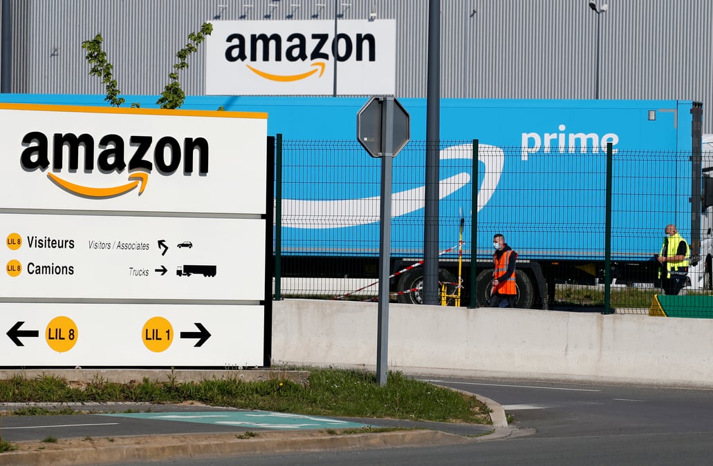 Amazon va maintenir ses entrepots fermes en france jusqu'a lundi