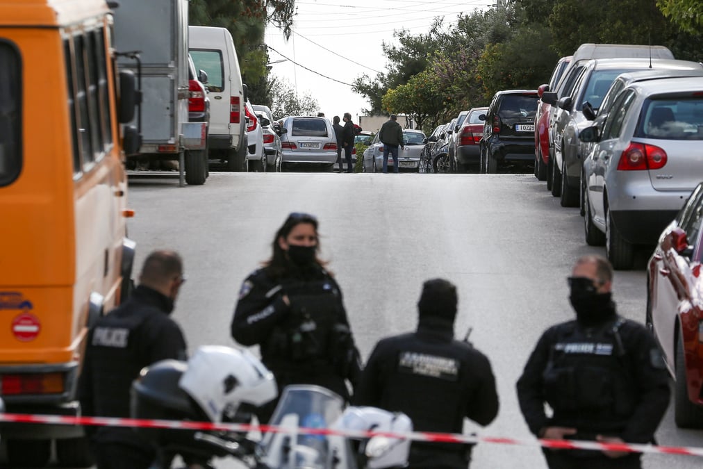 Un celebre journaliste grec assassine pres de son domicile