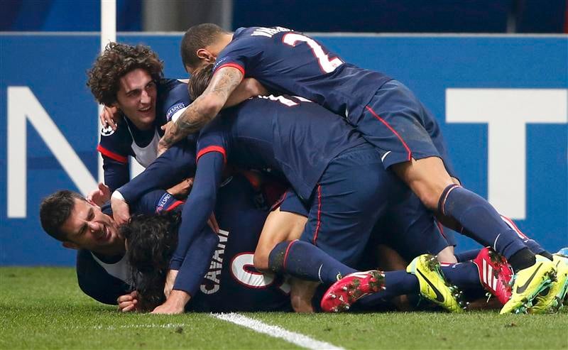 Ligue des champions: le PSG bat l'Olympiakos 2-1 et se qualifie