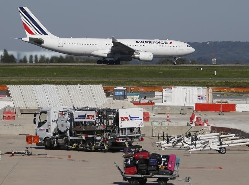 Air france juge toujours necessaire de se restructurer
