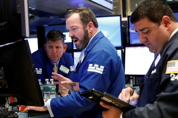 Les resultats de societes ont soutenu wall street