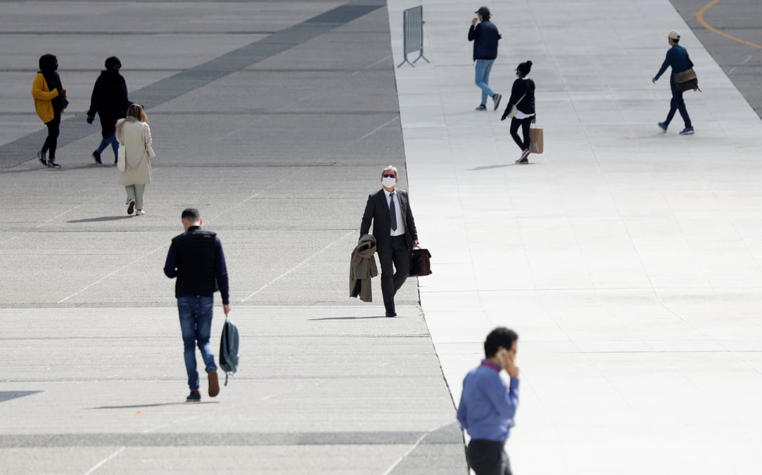 France: la dette publique atteint 115,7% du pib fin 2020, selon l'insee