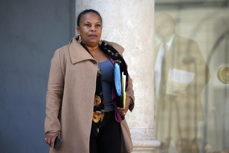 Christiane Taubira ne veut pas faire le "cadeau" d'une démission