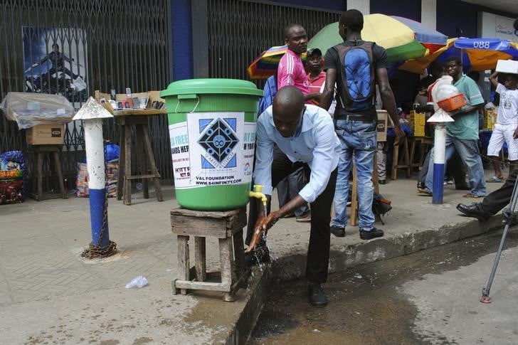 Ebola: MSF déplore l'absence de moyens d'évacuations en Afrique