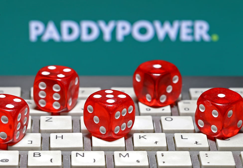 Paddy power et poker stars creent le n°1 mondial du pari en ligne