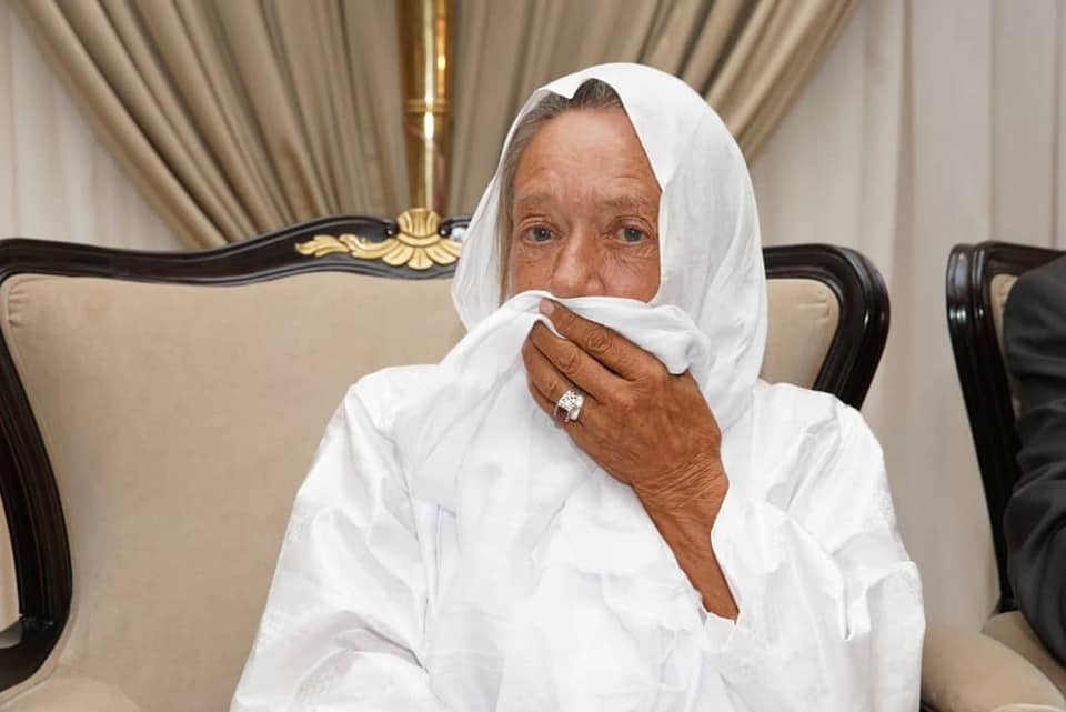 Paris "deplore" le retour de l'ex-otage sophie petronin au mali