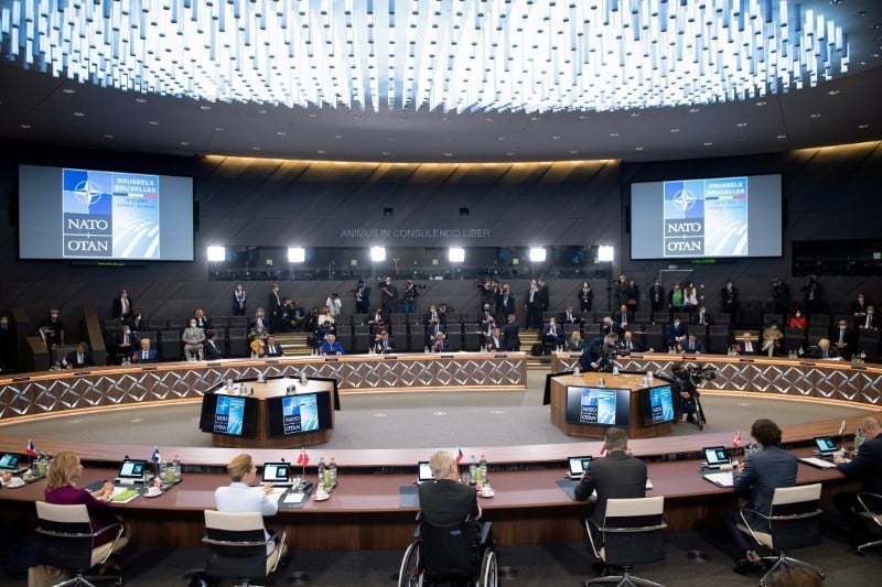 L'otan prete a riposter en cas d'attaque dans l'espace, selon un projet de communique