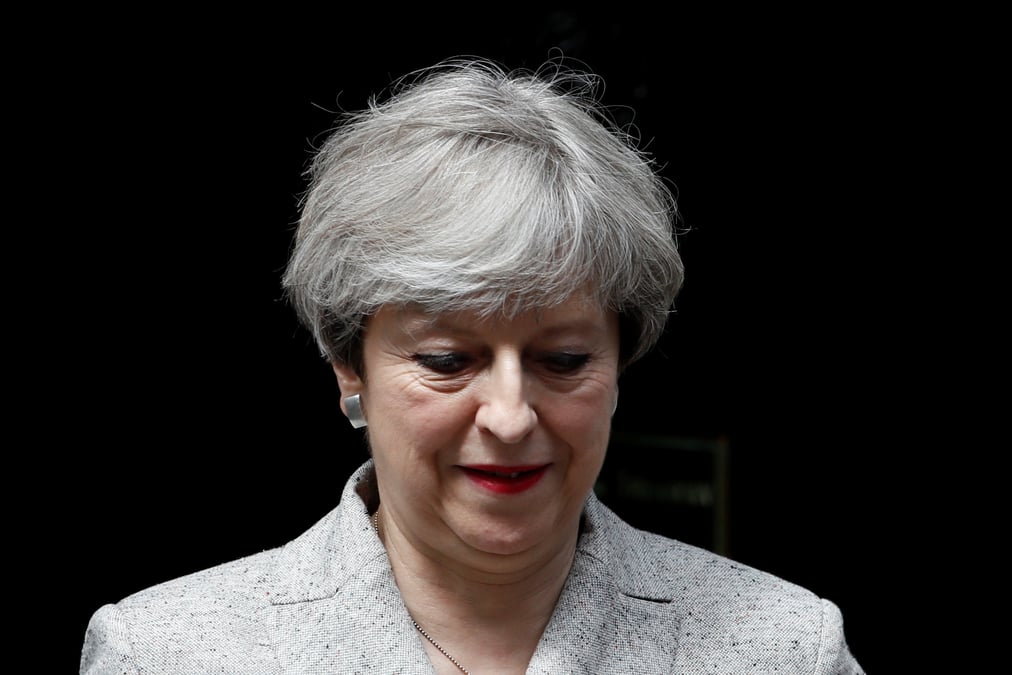 May appelee de toutes parts a assouplir sa position sur le brexit