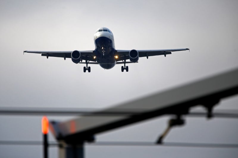 Les tensions commerciales inquietent le transport aerien