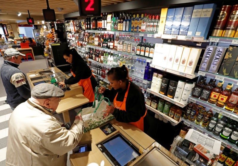 La croissance de l'activite du prive se tasse en aout