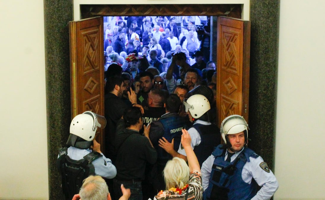 Heurts au parlement macedonien