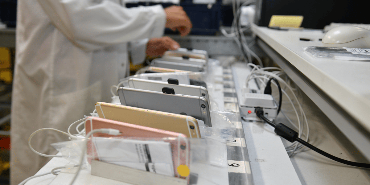 En 2021, SOFI Groupe a reconditionné et remis dans le circuit quelque 100.000 smartphones et tablettes.