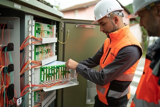 Saint-Etienne Métropole (hors ville de Saint-Etienne) affiche un taux de 87% de locaux raccordables.