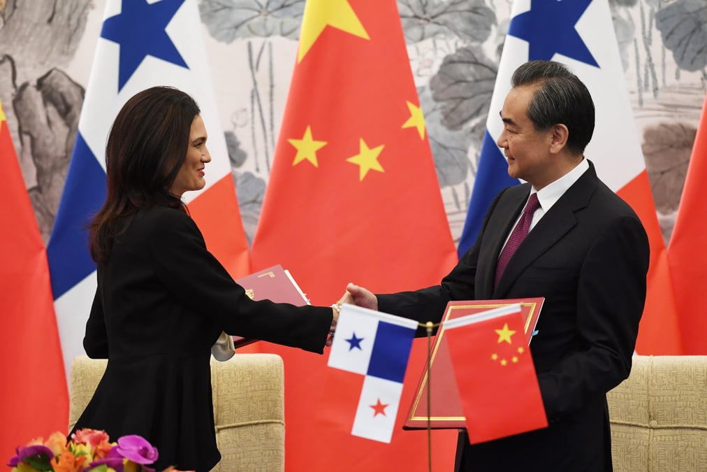Le panama etablit des relations avec la chine, rompt avec taiwan