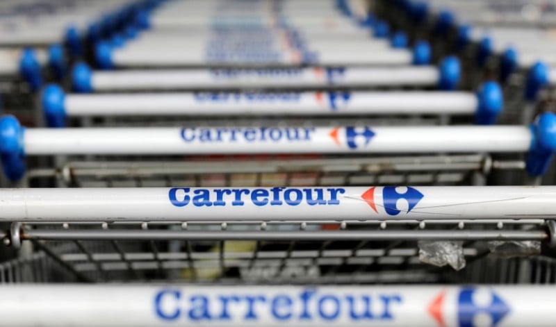 Carrefour marque le pas, la france dans le rouge