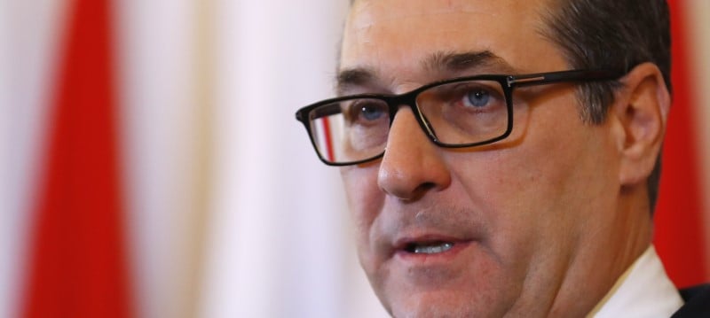 Le fpo autrichien reclame la levee des sanctions contre moscou