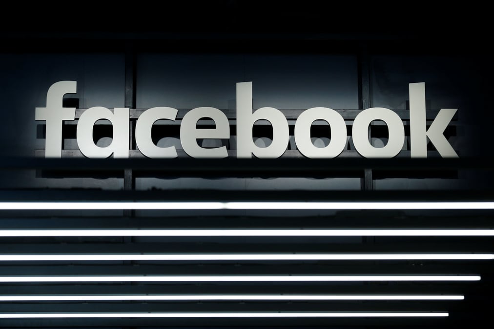 Facebook interdit l'apologie du nationalisme blanc sur ses plateformes