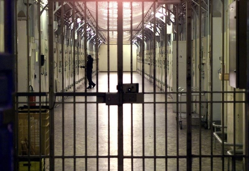 Des centaines de radicaux islamistes en prison, selon un rapport