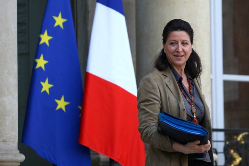 "pas d'economies sur le dos des pauvres", reaffirme buzyn