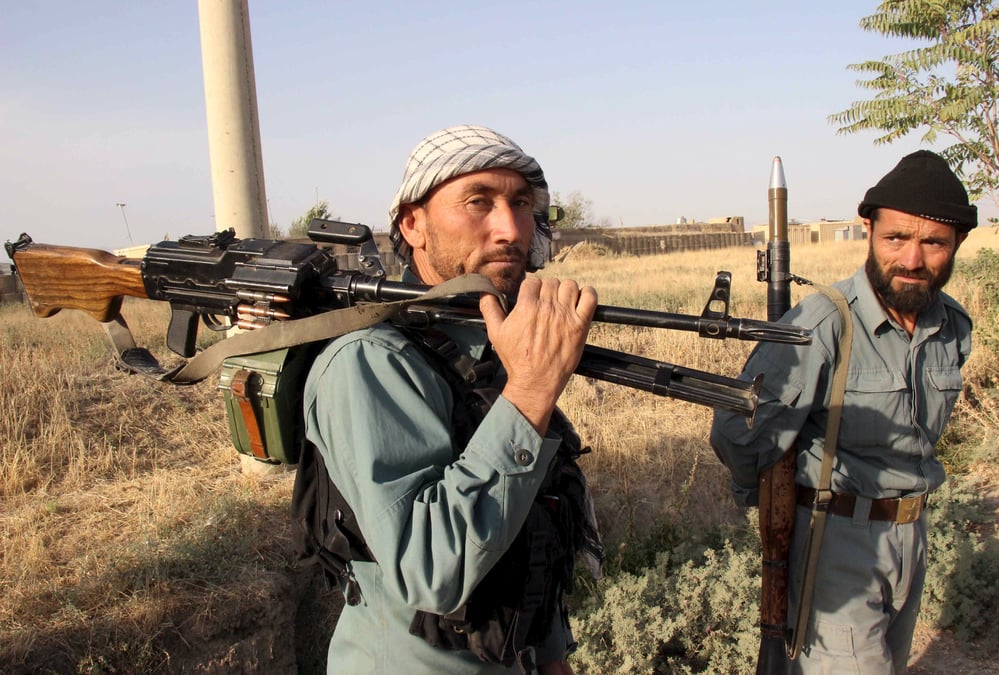 L'armee afghane contre-attaque pour reprendre kunduz