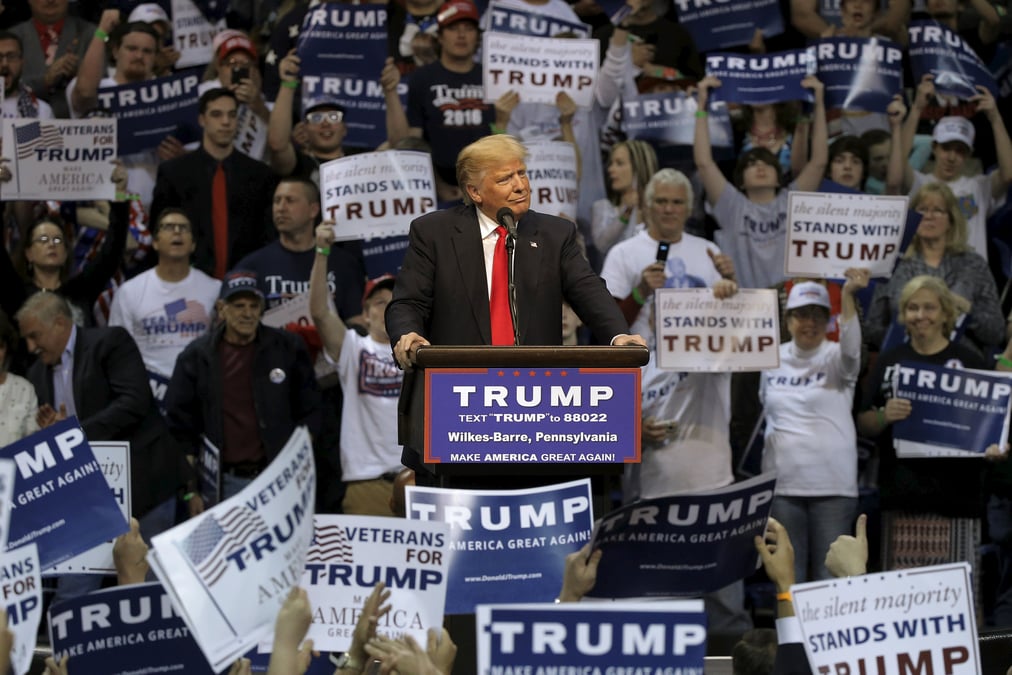 La nouvelle equipe de donald trump a l'epreuve des primaires sur la cote est