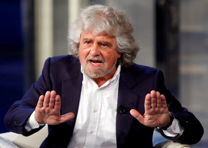 Beppe grillo reprend la tete du mouvement 5 etoiles