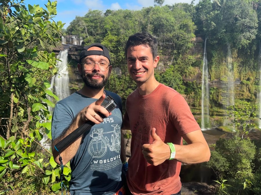 Après leurs études à Toulouse, deux amis ont voulu profiter de l'essor touristique en Colombie.
